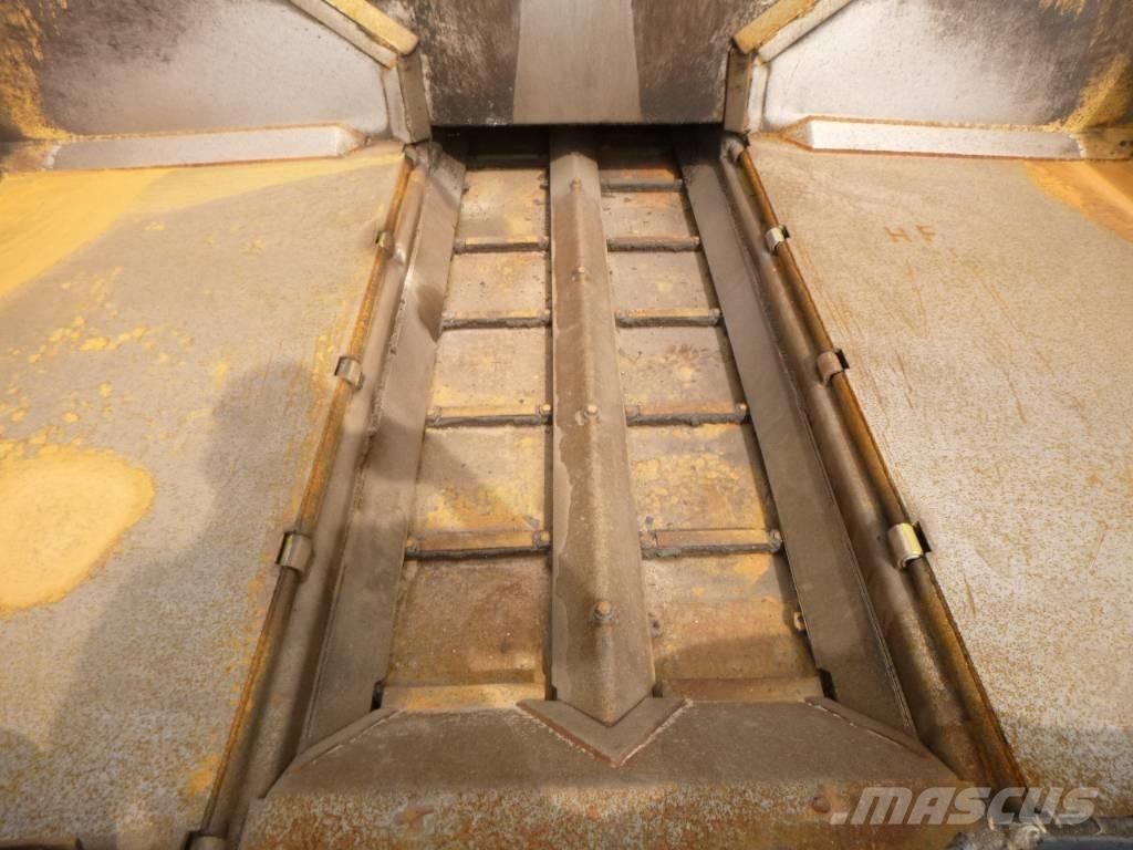 CAT BB730 Asfalto klotuvai