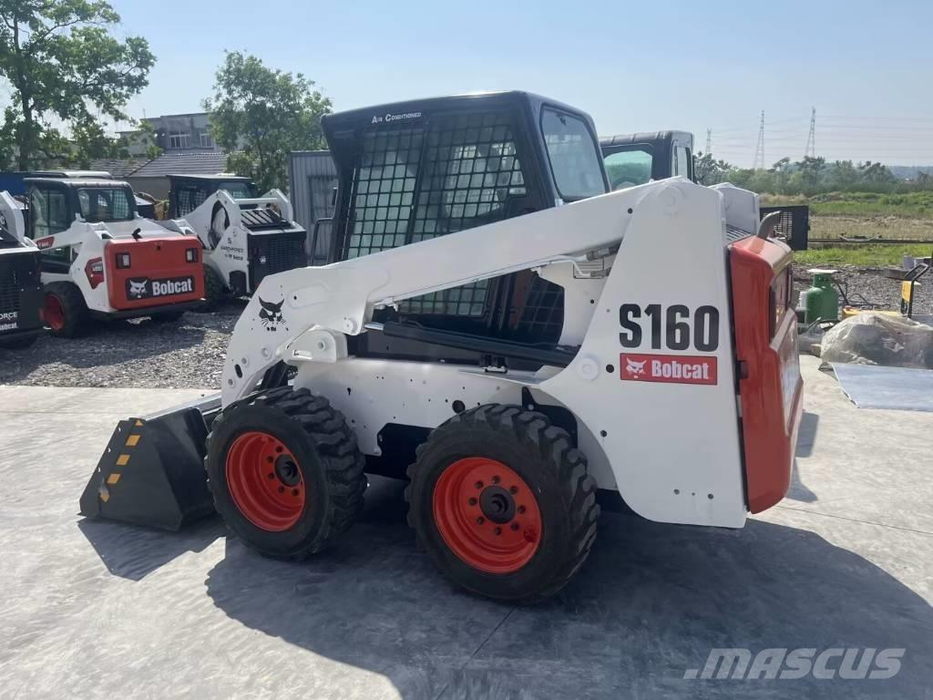 Bobcat S 160 Krautuvai su šoniniu pasukimu