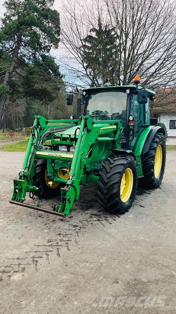 John Deere 5820 Traktoriai