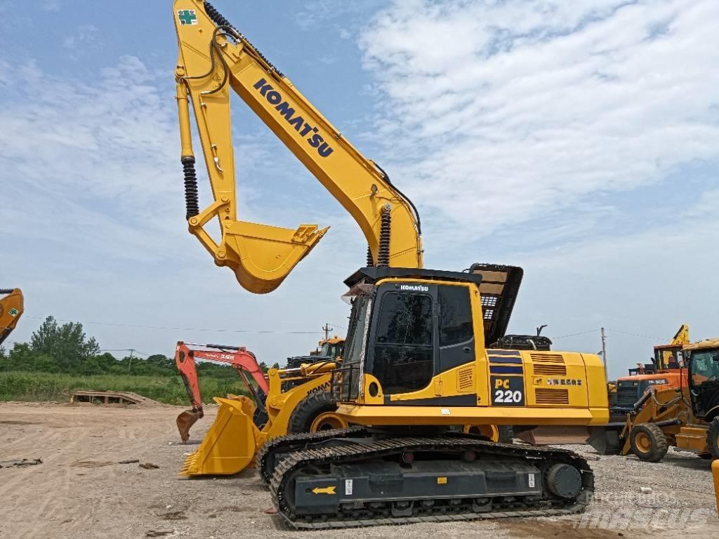 Komatsu PC 220-8 Vikšriniai ekskavatoriai