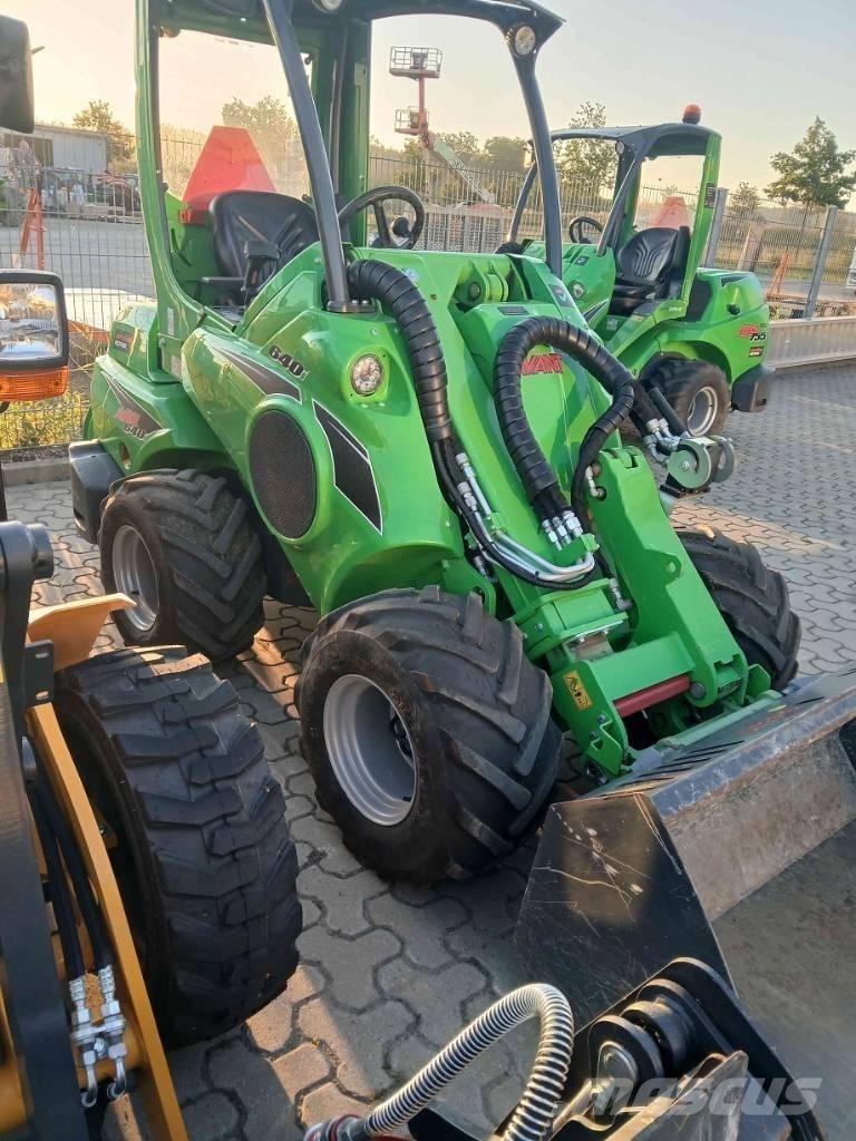 Avant 640i Krautuvai su šoniniu pasukimu