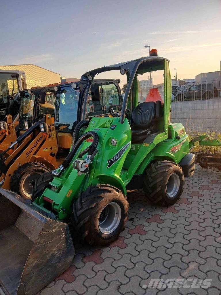 Avant 640i Krautuvai su šoniniu pasukimu