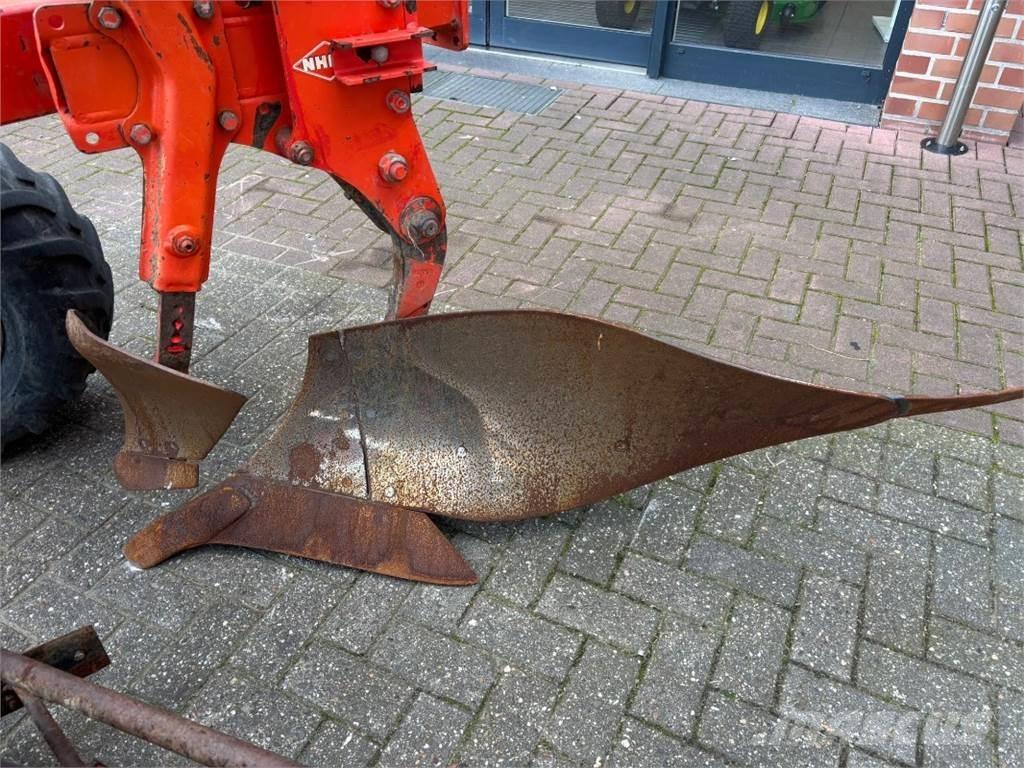 Kuhn VM 1525T Plūgai