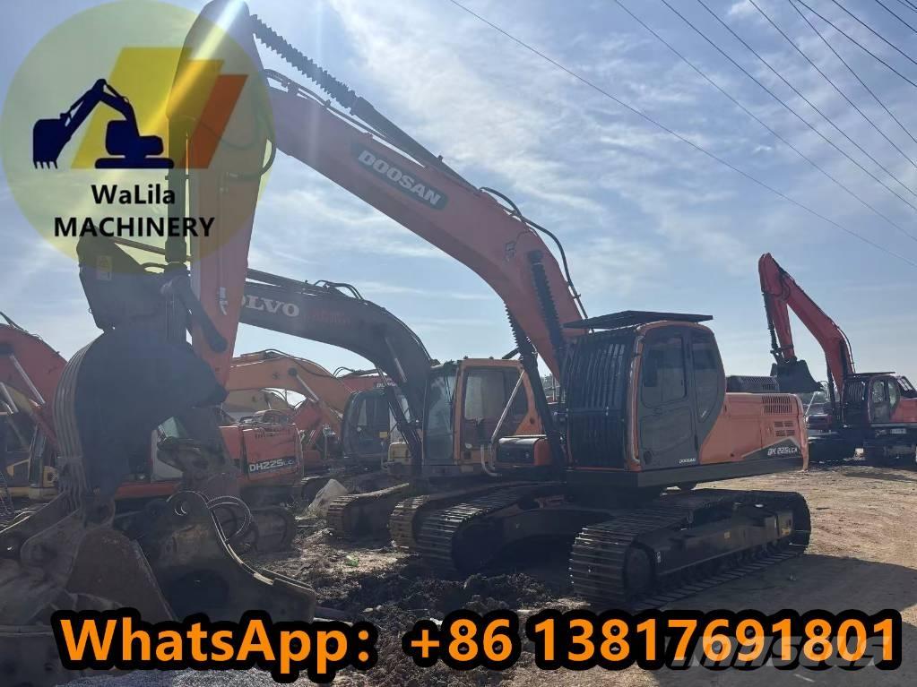 Doosan DX 225 LCA Vikšriniai ekskavatoriai