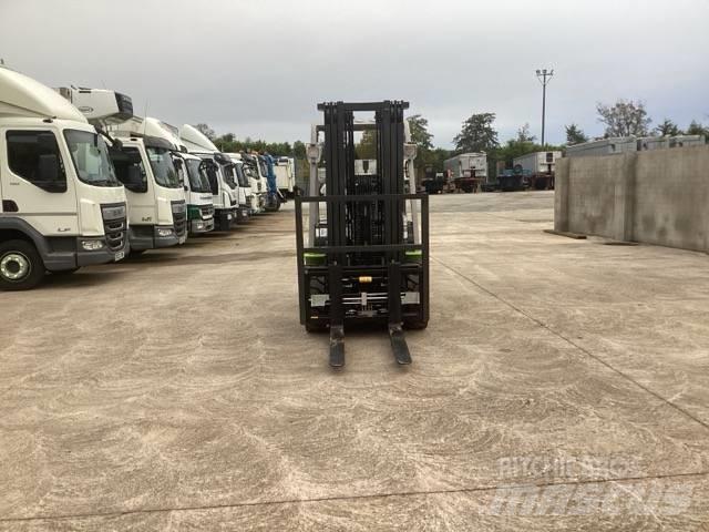 Zoomlion FD30 Dyzeliniai krautuvai