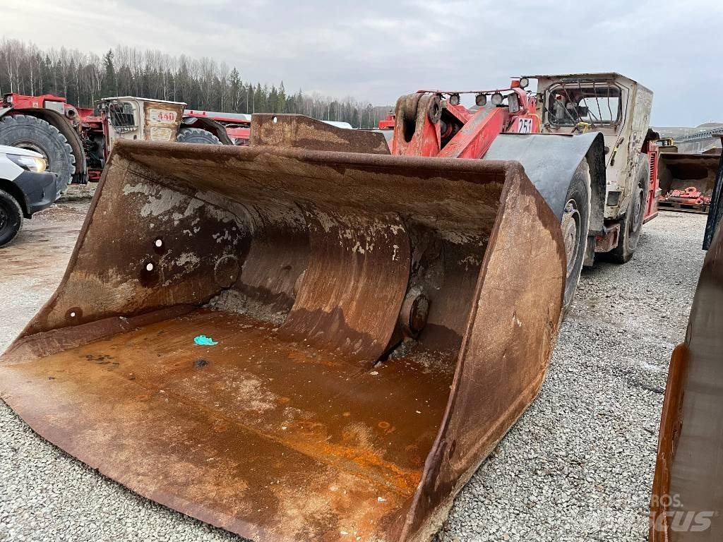 Sandvik LH 410 Požeminis krautuvas