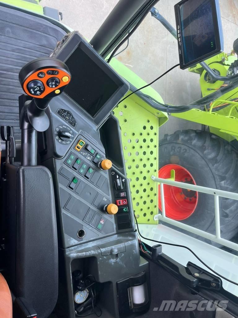 CLAAS Lexion 560 TT Derliaus nuėmimo kombainai