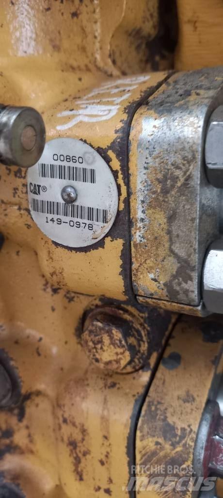 CAT 730 Transmisijos