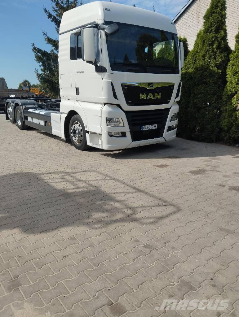 MAN TGX 26.460 Konteinerių nuožulnaus pakėlimo ant platformos krautuvai