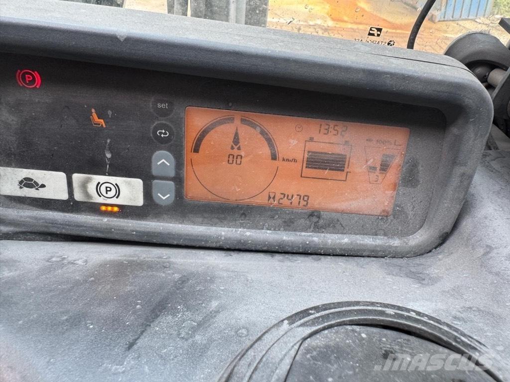 Jungheinrich EFG320 Elektriniai šakiniai krautuvai