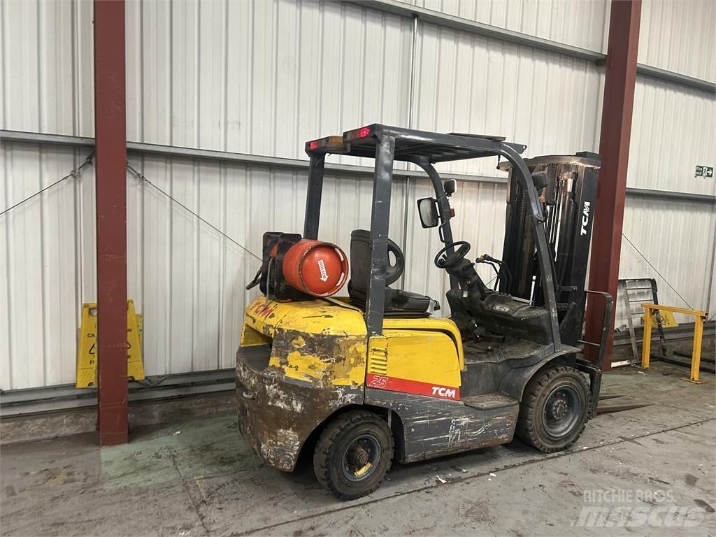 TCM FG25T3 LPG (dujiniai) krautuvai