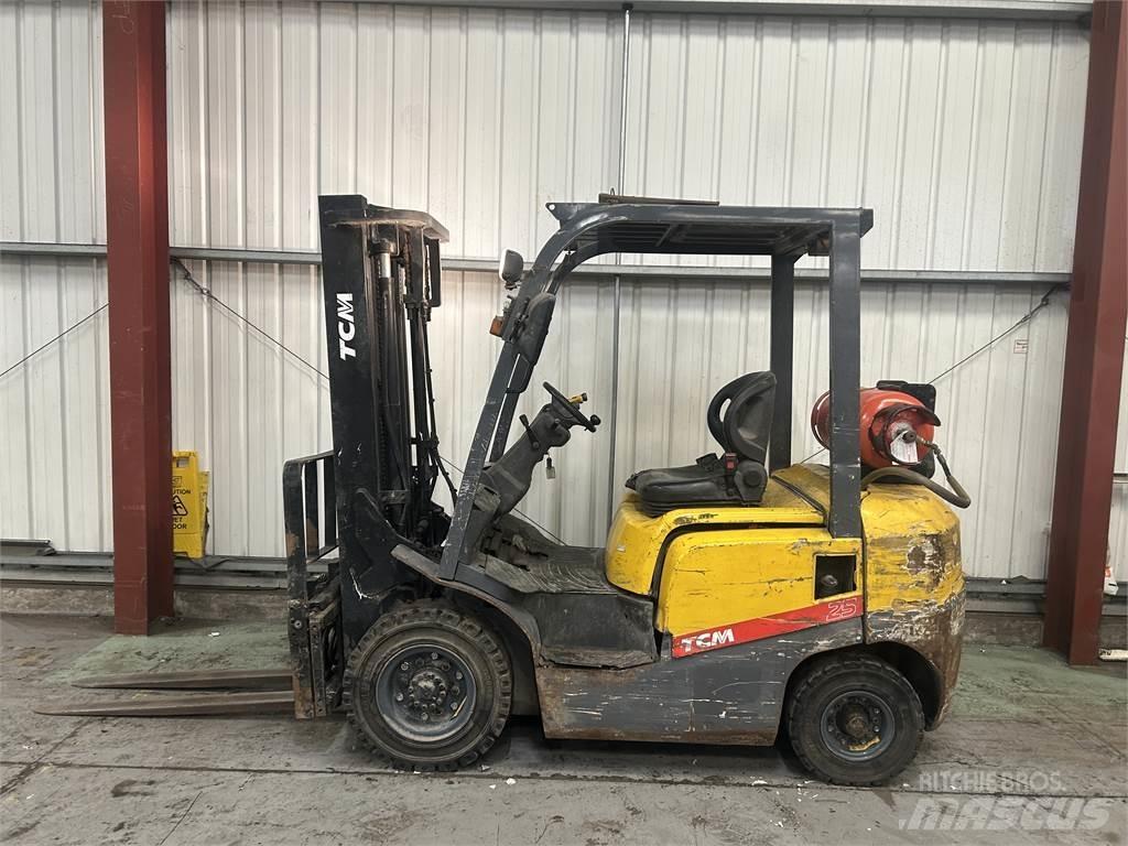 TCM FG25T3 LPG (dujiniai) krautuvai