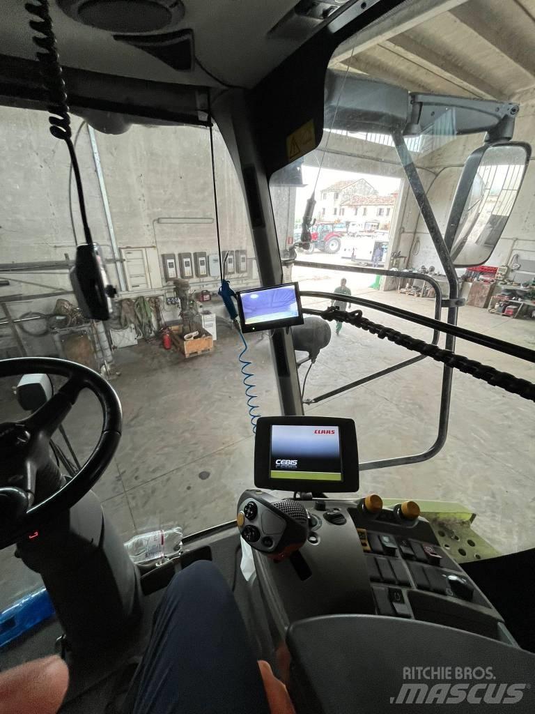 CLAAS Lexion 760 Derliaus nuėmimo kombainai