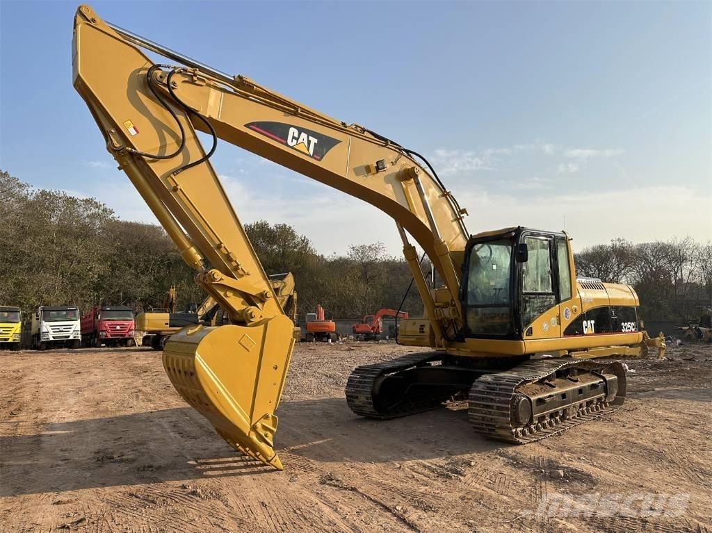 CAT 325C Vikšriniai ekskavatoriai