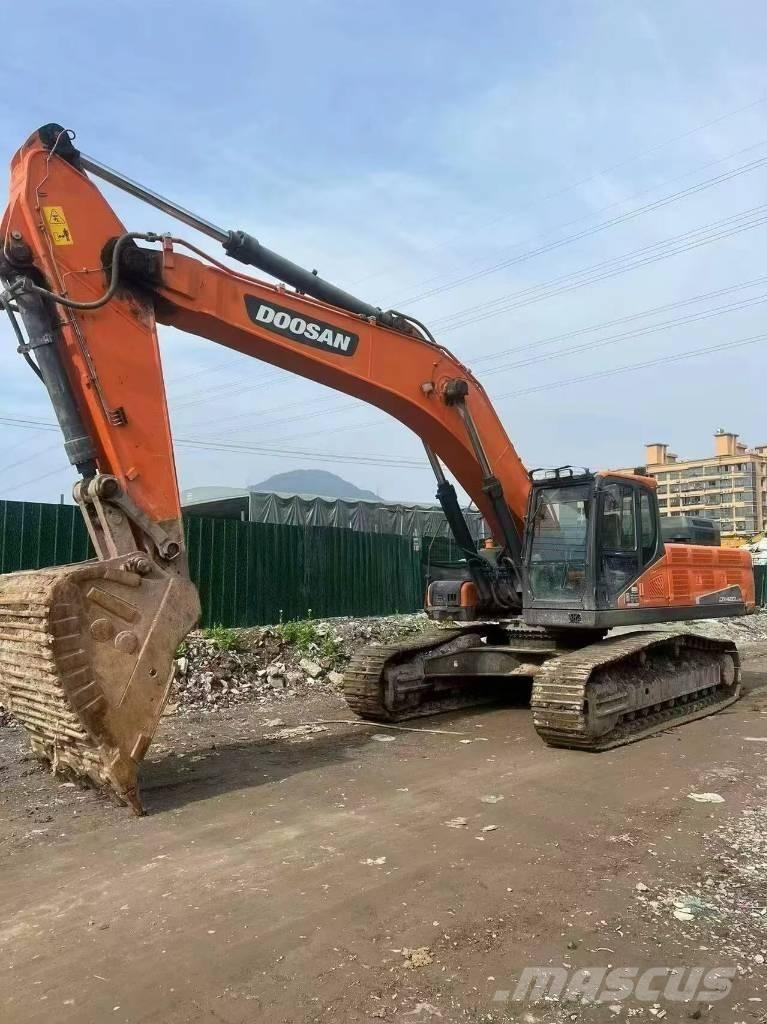 Doosan DX420LC Vikšriniai ekskavatoriai