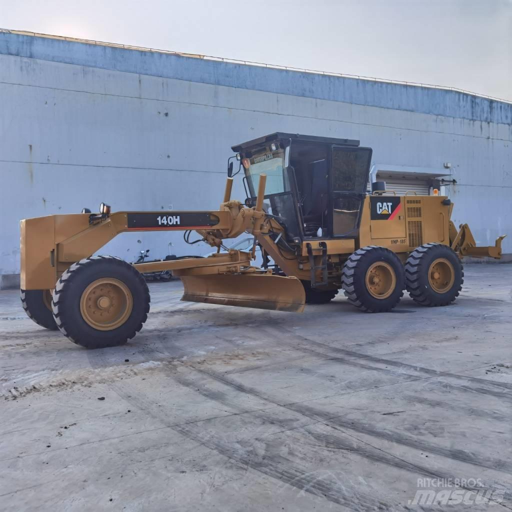 CAT 140 H Greideriai