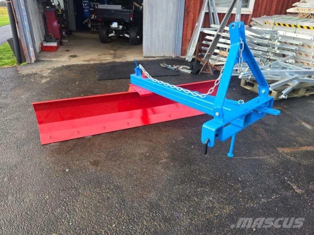  Vändbart Schaktblad Traktoriai