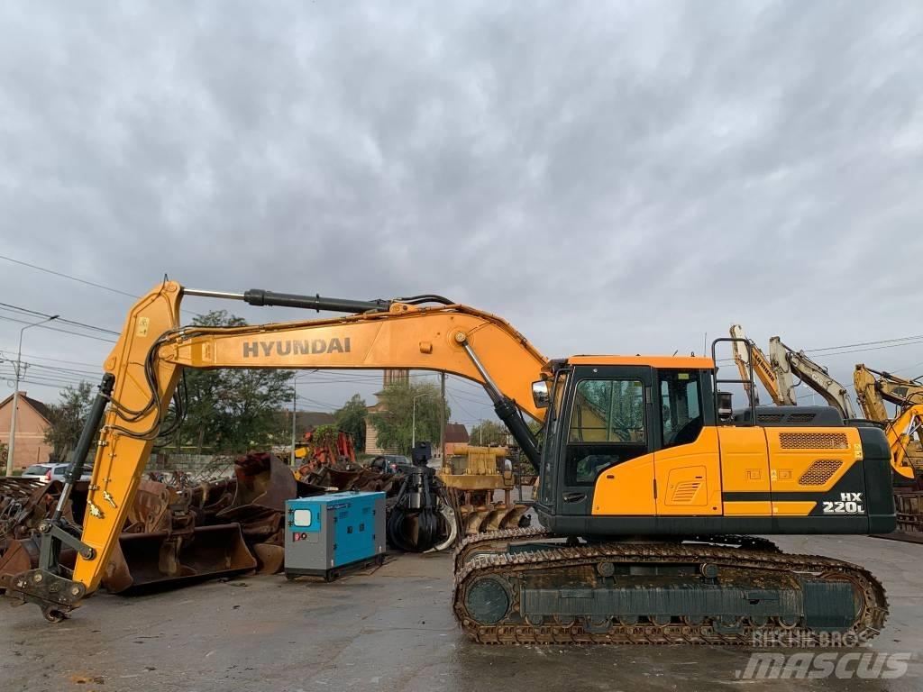 Hyundai HX 220 L Vikšriniai ekskavatoriai