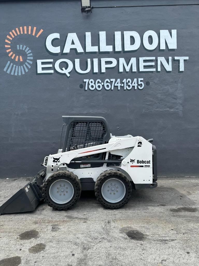 Bobcat S510 Krautuvai su šoniniu pasukimu