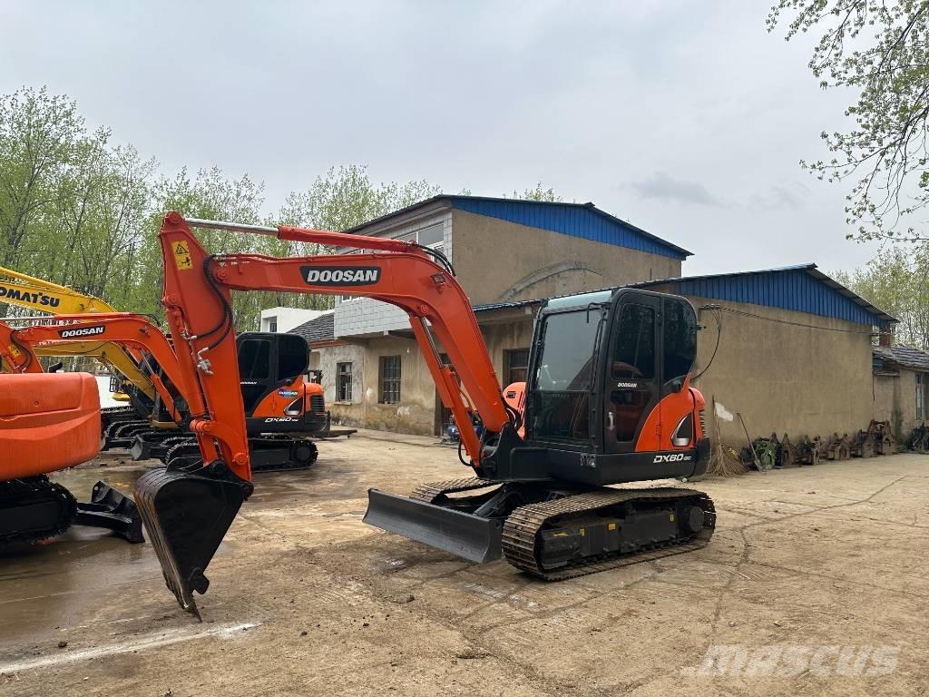 Doosan DX60 Vikšriniai ekskavatoriai