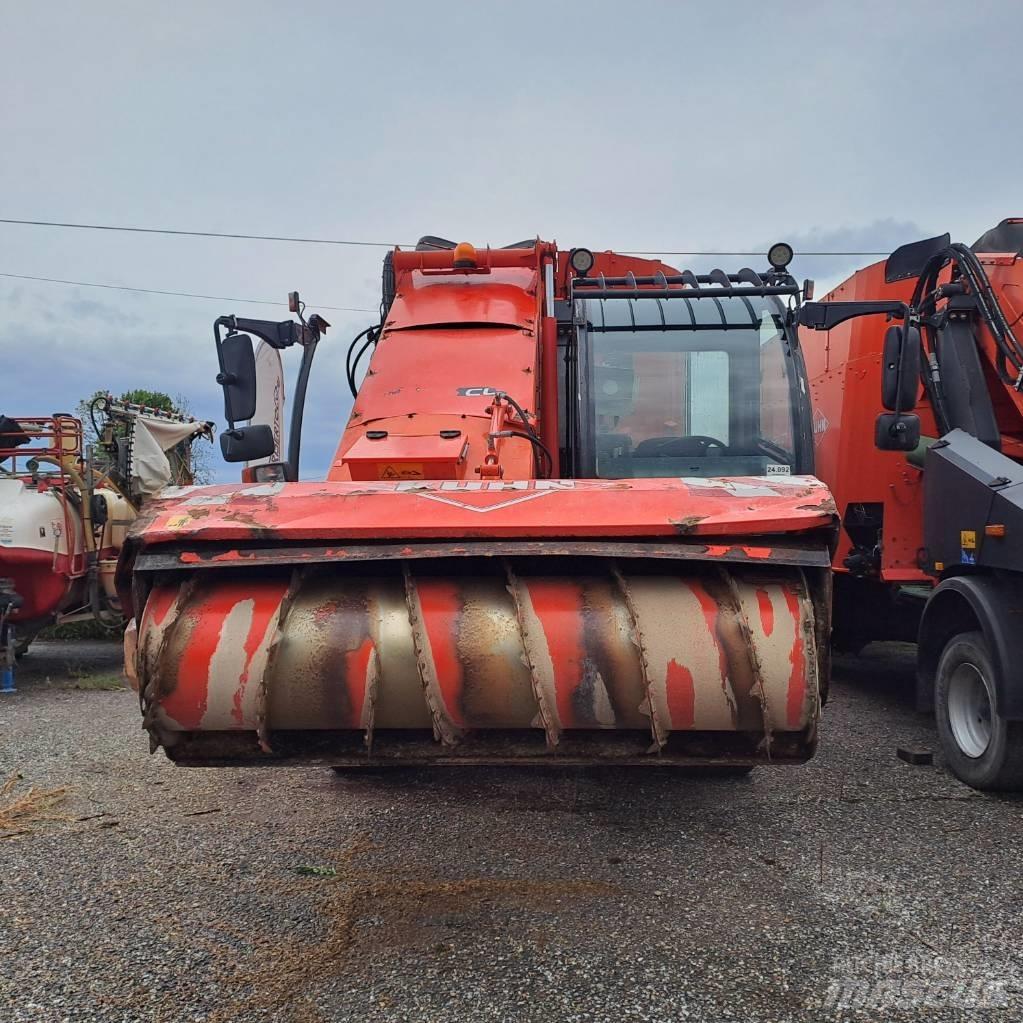 Kuhn SPW 27 Pašarų maišytuvai-dalytuvai