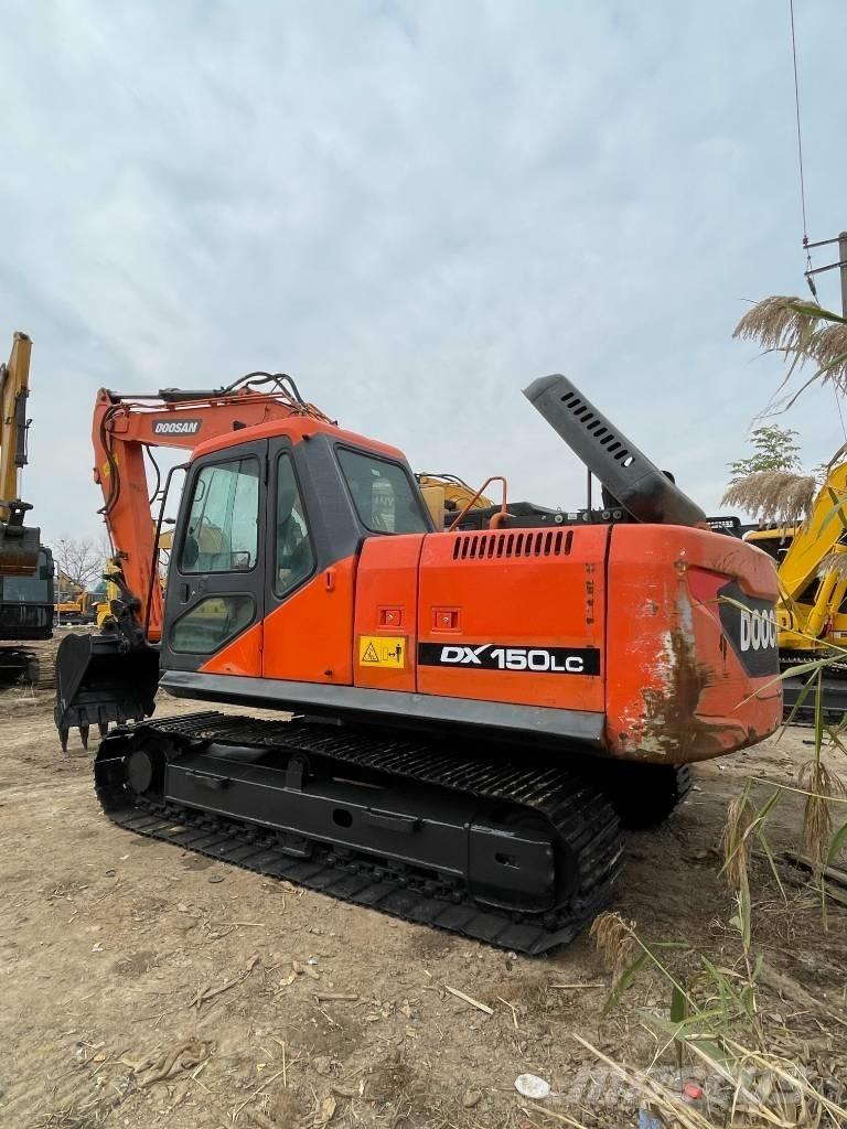 Doosan dx150 Vikšriniai ekskavatoriai