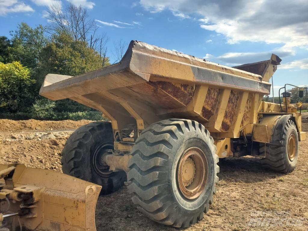 CAT D 25 D Karjeriniai savivarčiai
