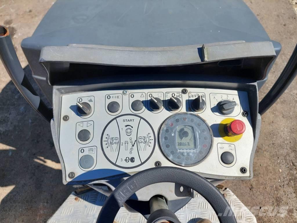 Bomag BW 120 AD-5 Porinių būgnų volai