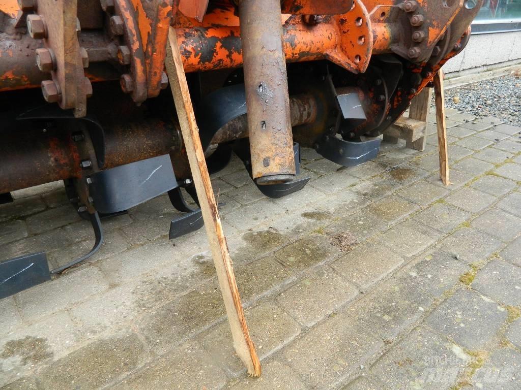 Howard rotovator Varomosios akėčios ir žemės frezos