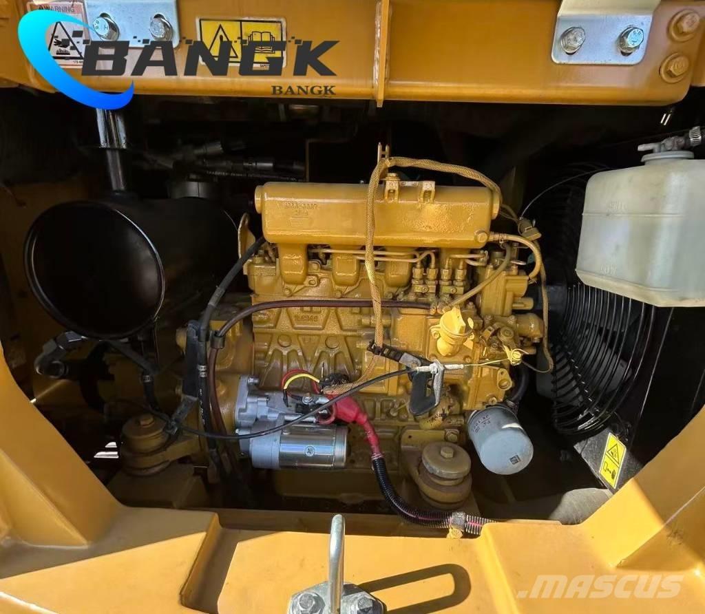 CAT 306E2 Vikšriniai ekskavatoriai