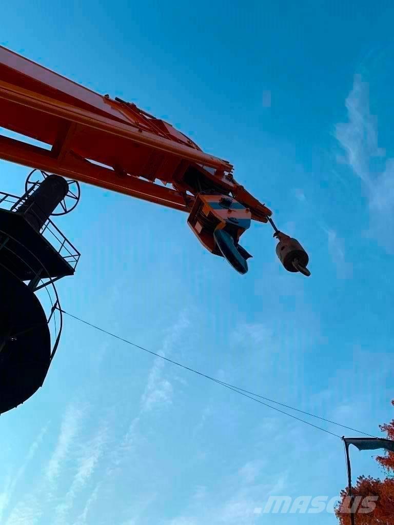 Kato NK 250 E Visureigiai kranai