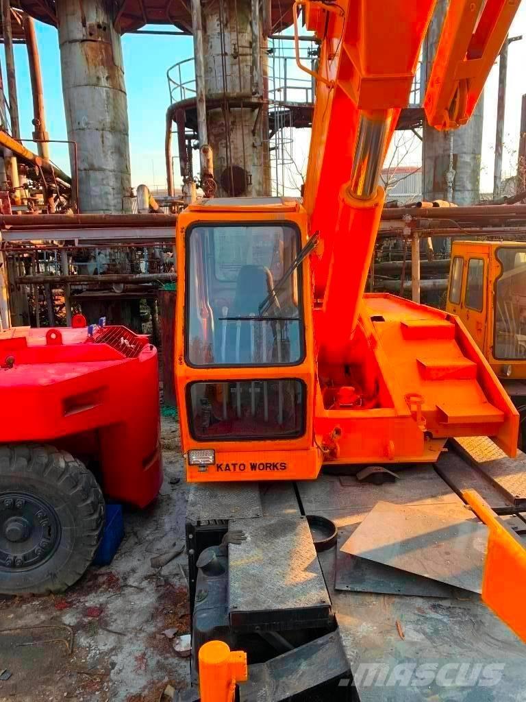 Kato NK 250 E Visureigiai kranai