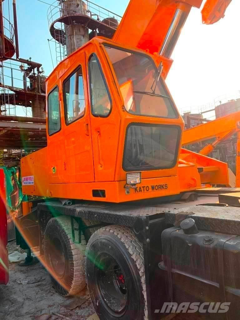 Kato NK 250 E Visureigiai kranai
