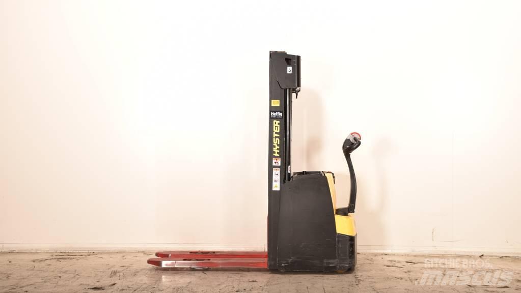 Hyster S 1.6 Rankiniai vėžimėliai