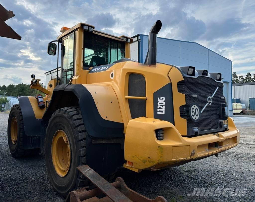 Volvo L 120 G Naudoti ratiniai krautuvai