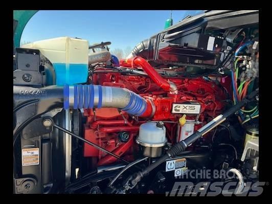 Kenworth T 680 Naudoti vilkikai