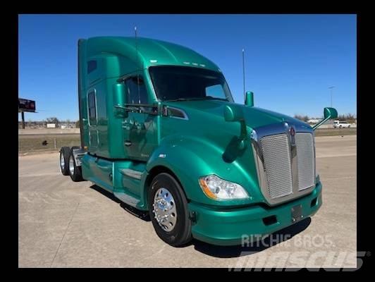 Kenworth T 680 Naudoti vilkikai