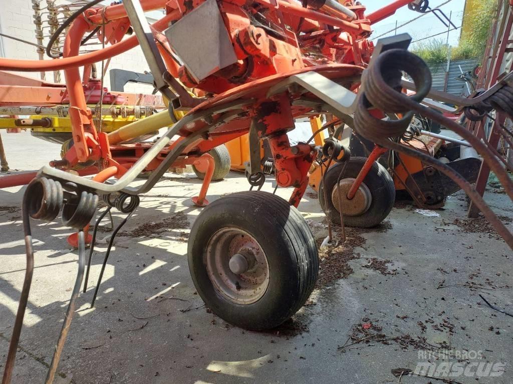 Fella TH 680 Šieno grėbliai ir vartytuvai