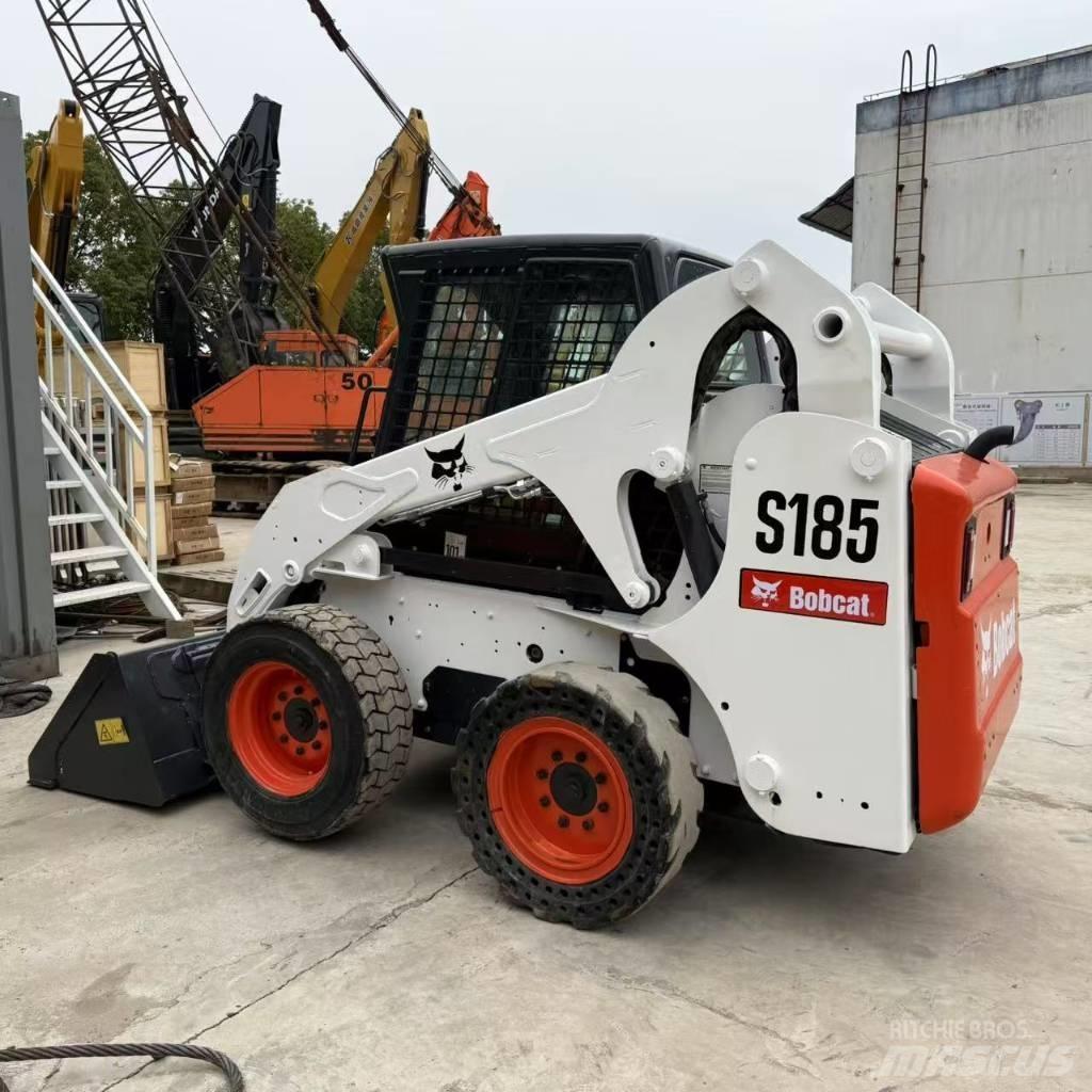 Bobcat S 185 Krautuvai su šoniniu pasukimu