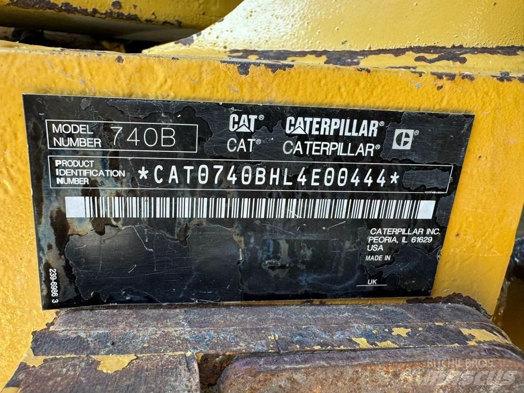 CAT 740B Karjeriniai savivarčiai