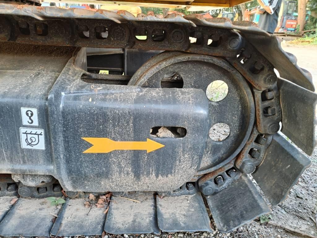 Komatsu PC 130 Vikšriniai ekskavatoriai