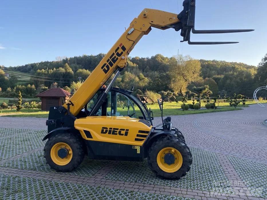 Dieci Apollo 25.6 Teleskopiniai krautuvai