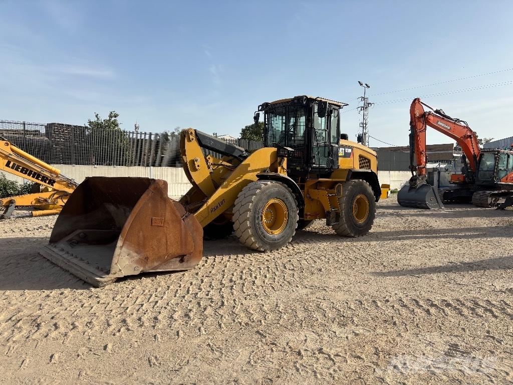 CAT 926M Mini krautuvai