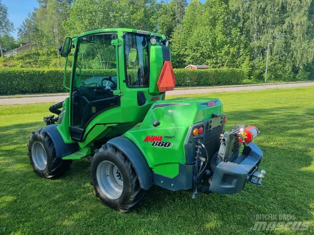 Avant 860i Stage V Krautuvai su šoniniu pasukimu