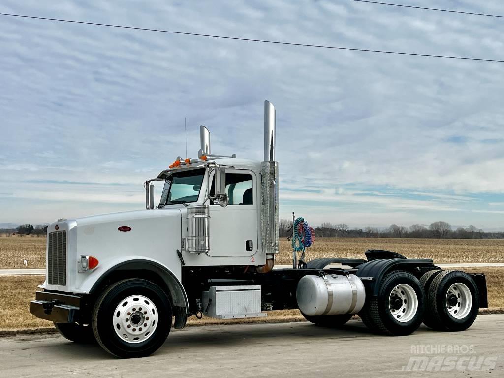 Peterbilt 367 Naudoti vilkikai