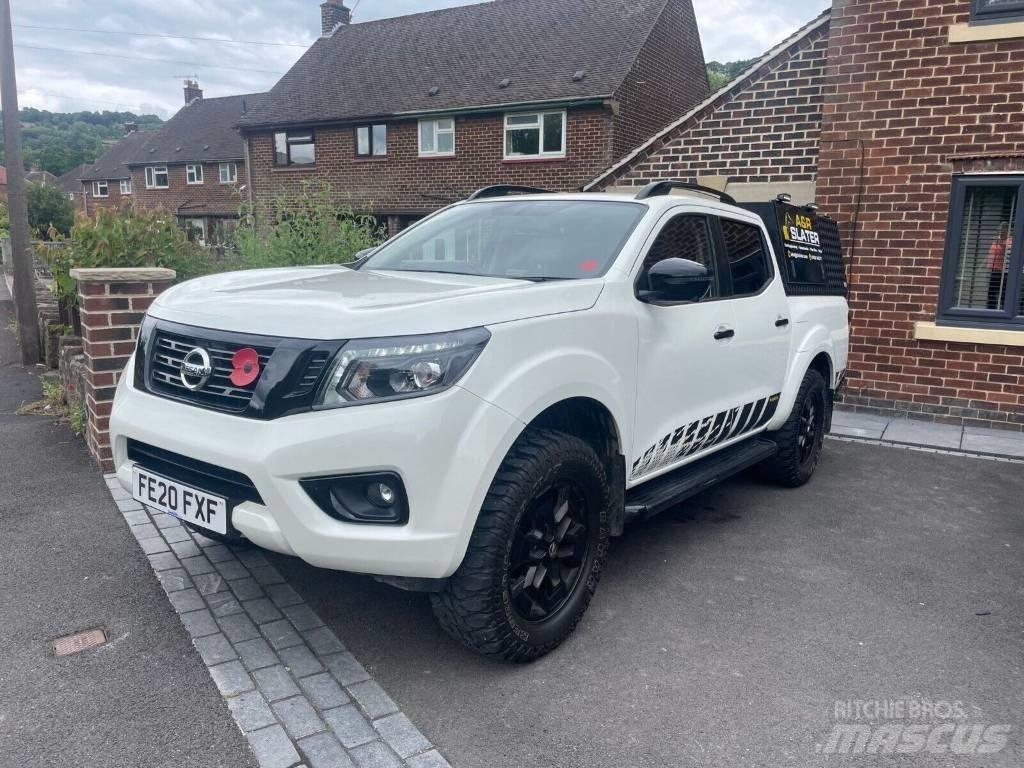 Nissan Navara Lengvieji automobiliai