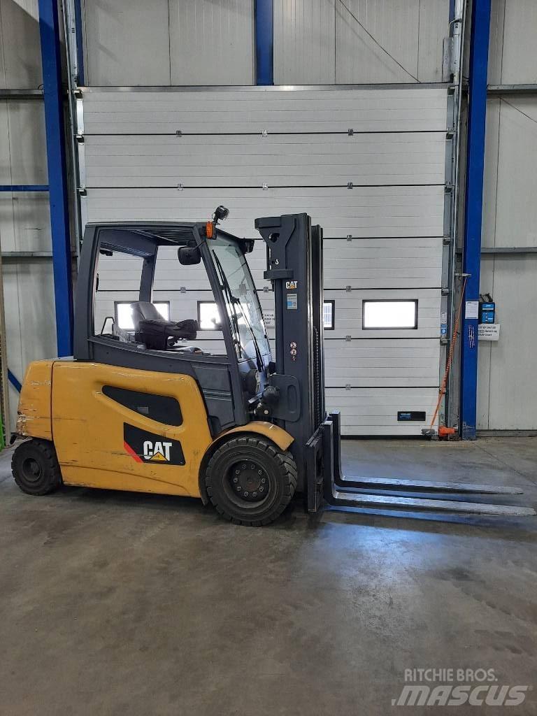 CAT EP50 2 Elektriniai šakiniai krautuvai