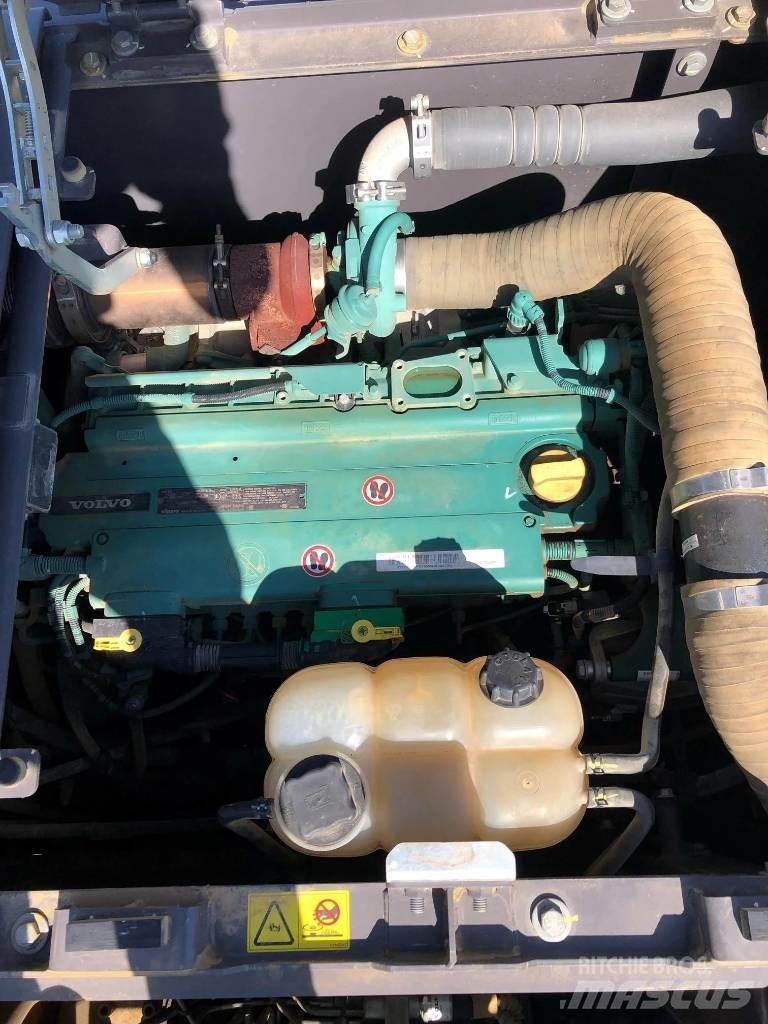 Volvo EC220EL Vikšriniai ekskavatoriai