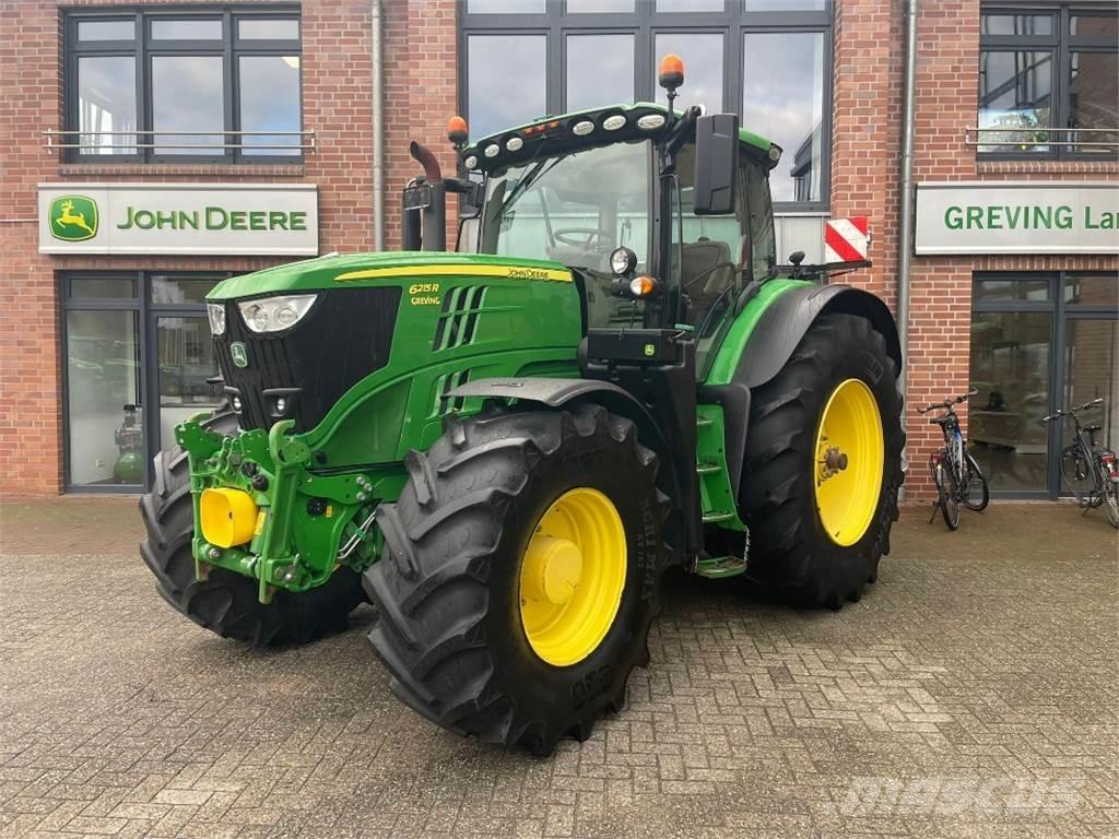 John Deere 6215R Traktoriai
