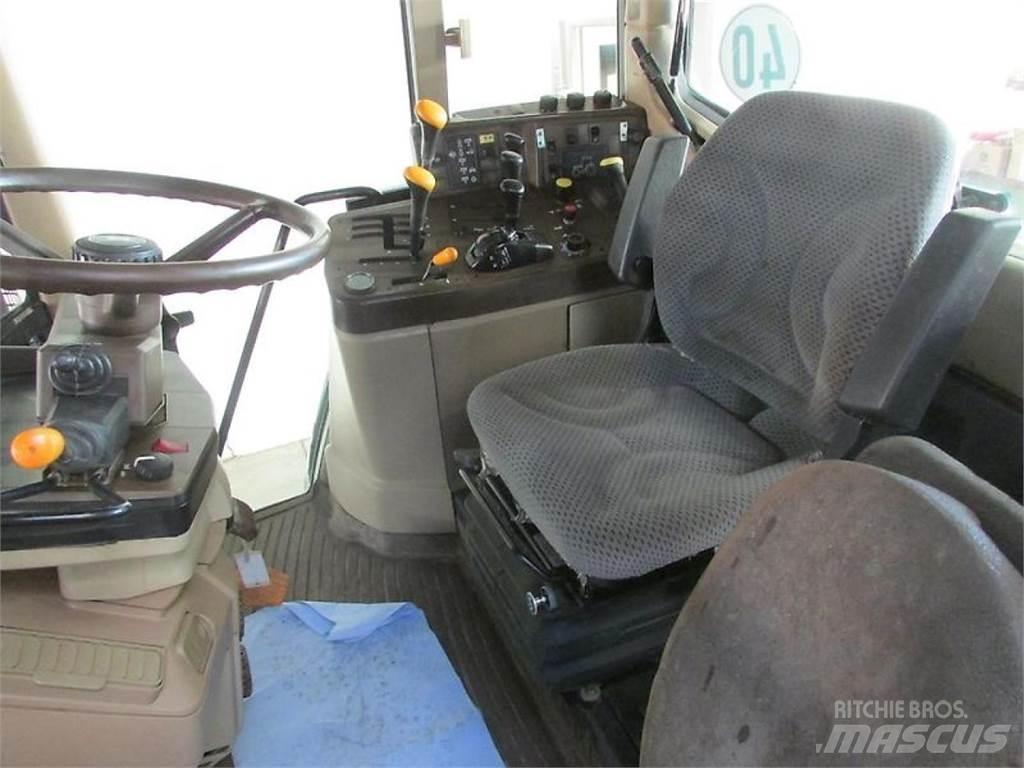 John Deere 6310 Traktoriai